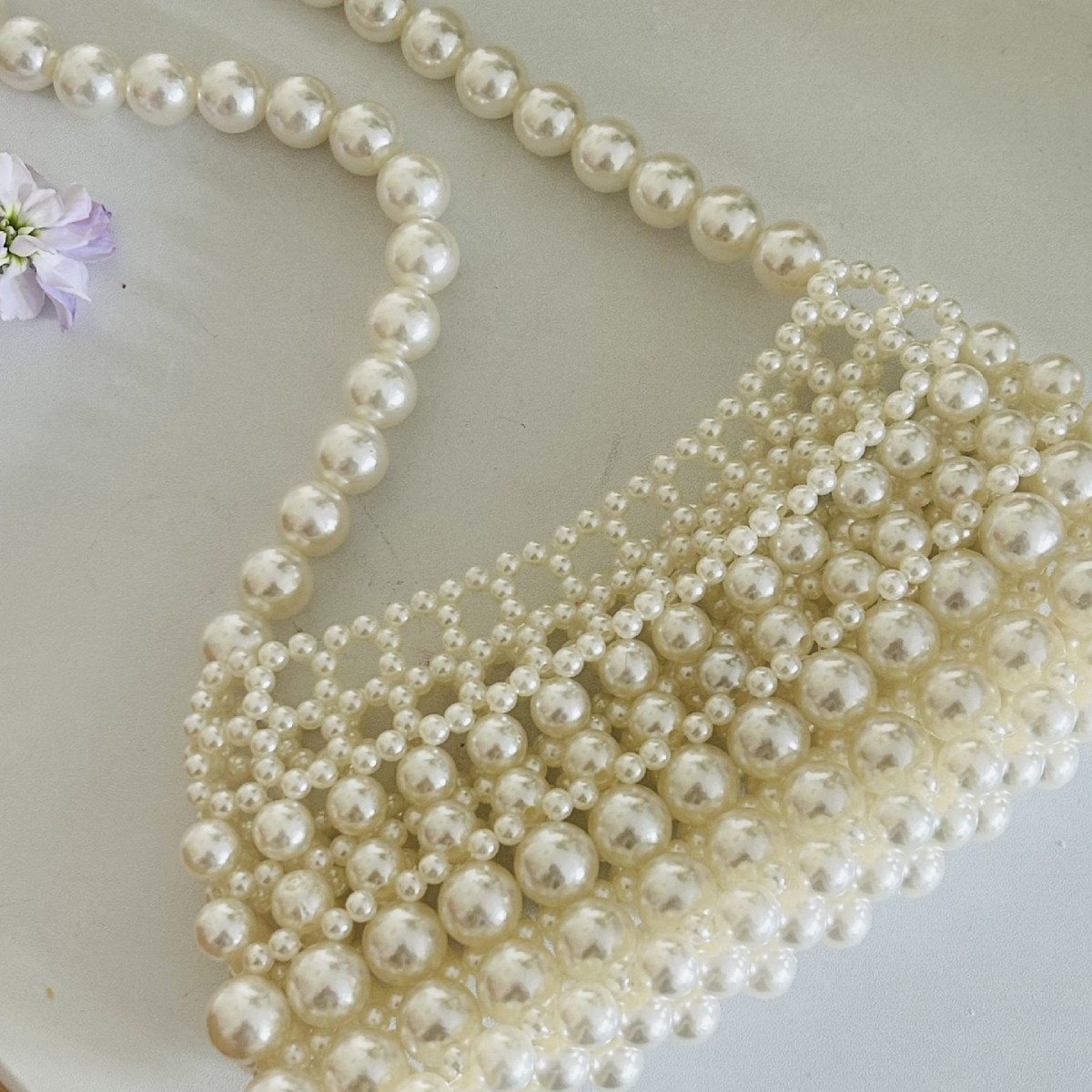Picture of French Retro Style Handbag Women's Pearl Bag Summer Handmade Woven Bag Homemade Bag Jewelry Beaded Bag All-match