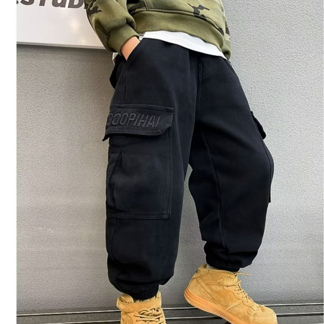 Picture of Winter Boys' Velvet Cargo Pants 2024 New Kidsren's Clothing All-In-One Velvet Casual Pants Winter Clothing Kidsren's Trendy Brand Pants