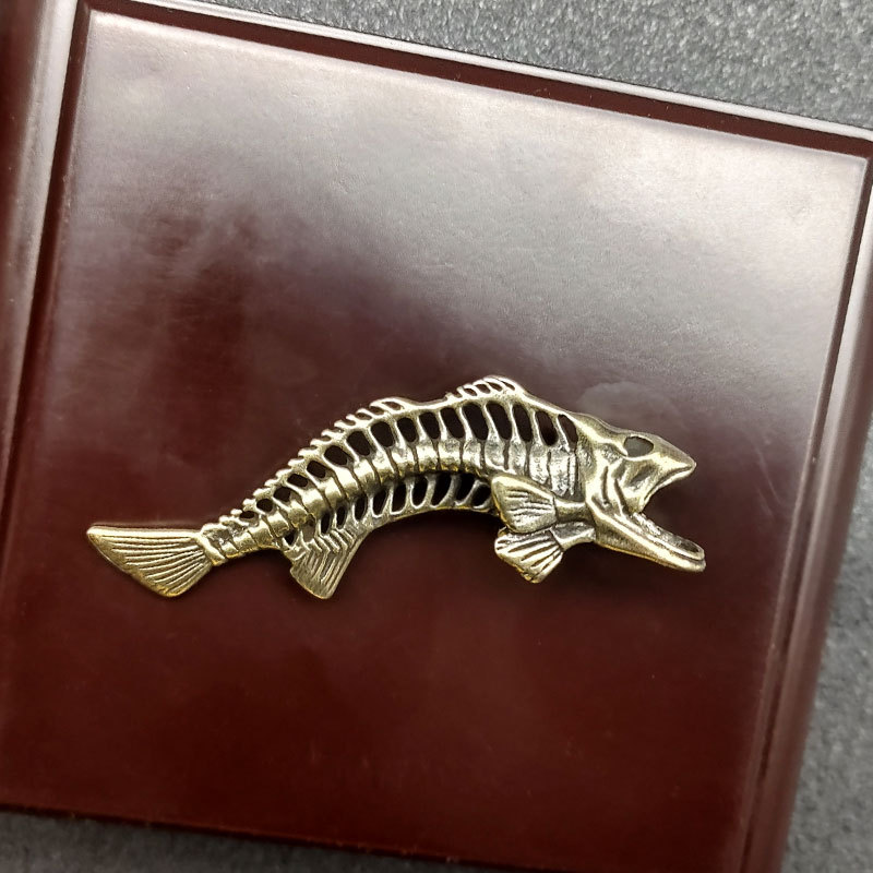 Pure Brass Amazon Fishbone Personality Creative Men's Hangers Vintage Fishbone Pendant Car Keychain Pendant
