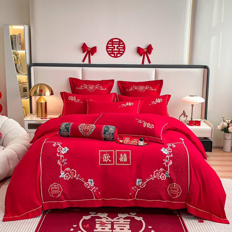 Picture of Comfortable Washed Thickeneded Brushed Wedding Embroider Four-Piece Set Red Wedding Quilt Cover Four-Piece Fitted Sheet Set
