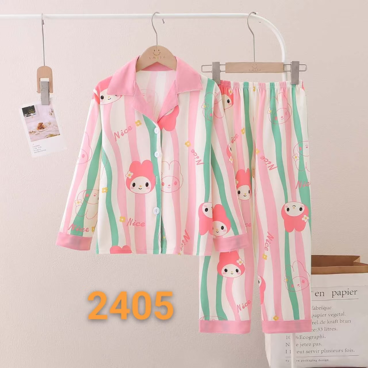 Picture of Girls' Pajamas Spring and Autumn New Lapel Long Sleeve suit Children's Home Clothes Cardigan Home Clothes Middle and Big Children