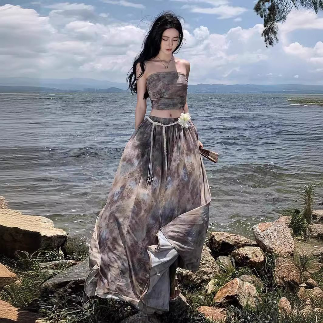 Seaside Holiday Tie-Dye Two-Piece Women's Sanya Yunnan Thailand Travel Wear Skirt Elegant Strapless Suit