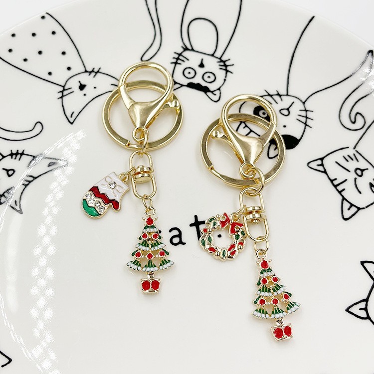 Christmas Series Keychain Alloy Cute Christmas Tree Old Snowflake Gloves Bag Hanging Pendant Jewelry Gifts