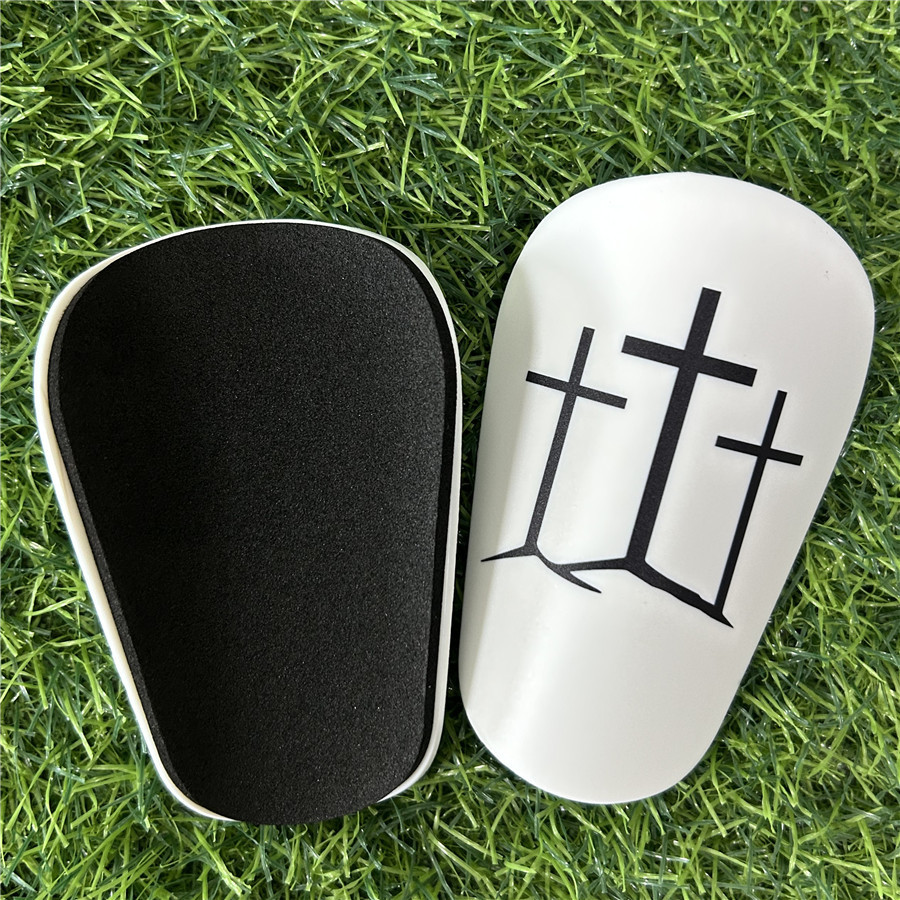 Cross-Border Mini Small-Sized Soccer Shin Guards Mini Minishinpads Training Equipment Protective Gear Shin Protection Shock Absorption