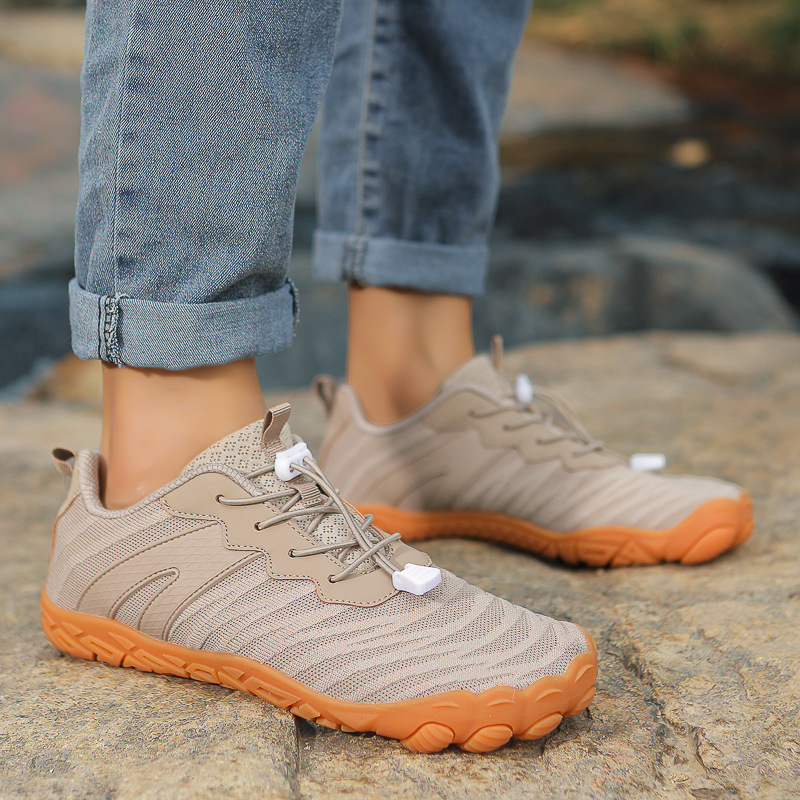 Outdoor hiking shoes for men and women four seasons new five-finger shoes for couples casual sneaker climbing shoes breathable lightweight non-slip