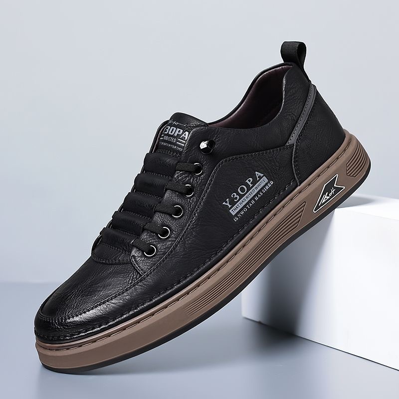 Picture of 2025 Spring Men's Shoes New Breathable White Shoes Men's Trendy All-match Thick-soled sneaker Casual Board Shoes Trendy Shoes
