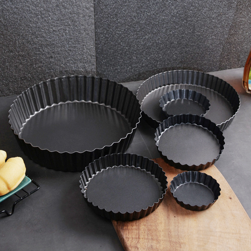 Picture of Lace Cake Mold Round Non-Stick Wavy Edge Live Bottom Mold Chrysanthemum Live Bottom Pie Plate Tart Plate Pizza Plate Baking