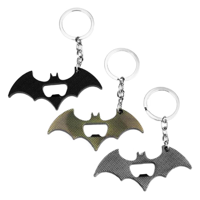 Comic Film and Television Peripherals Superman Wars Batman Superman Batman Keychain Metal Necklace Pendant