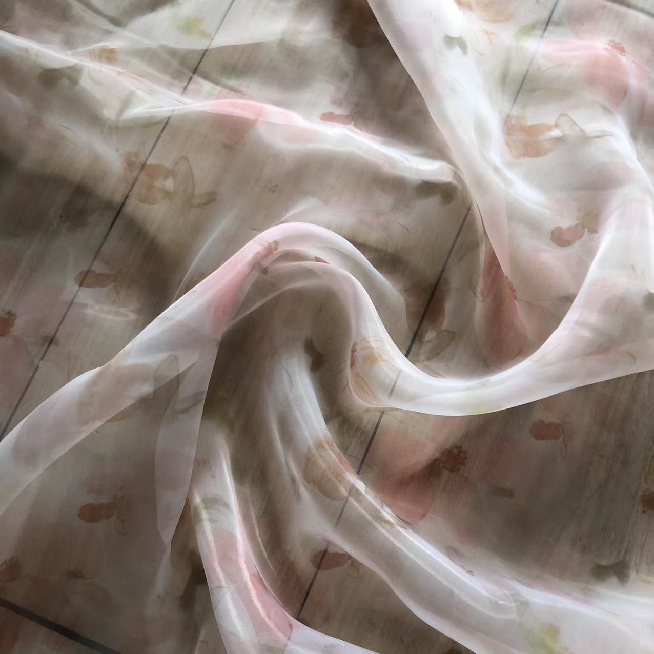 Xiaojun Textile Organza Printed Rose Flower Oil Painting Rose Pink Printed Wedding Fabric Dress Fabric