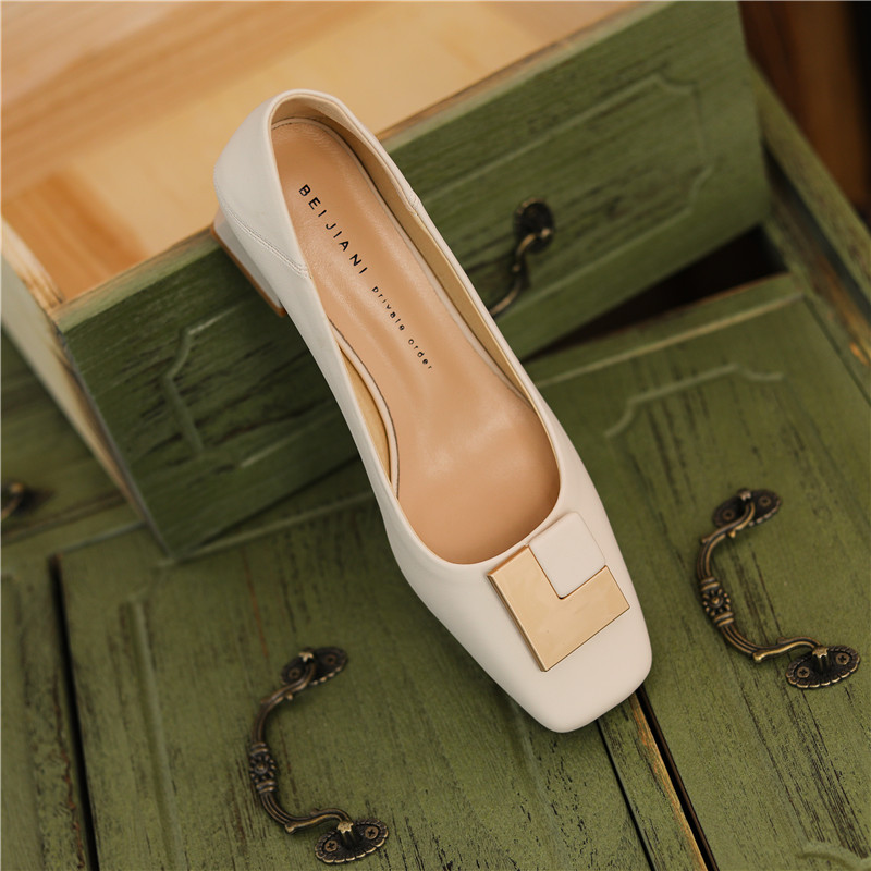 Picture of 332-6 Sheepskin Square Buckle Chunky Mid-Heel High Heels Women's Square-Toe Granny Shoes Soft Leather 5cm Metal Elements