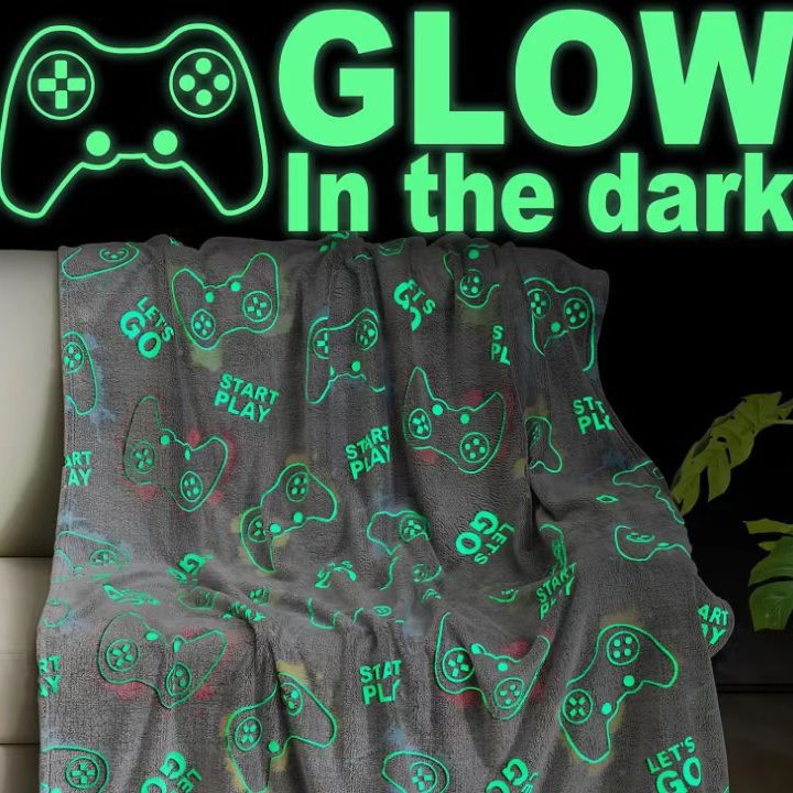 Cross-borderComfortable Soft Flannel Blanket Suitable for Sofa Lounger Blanket Luminous Blanket Customized