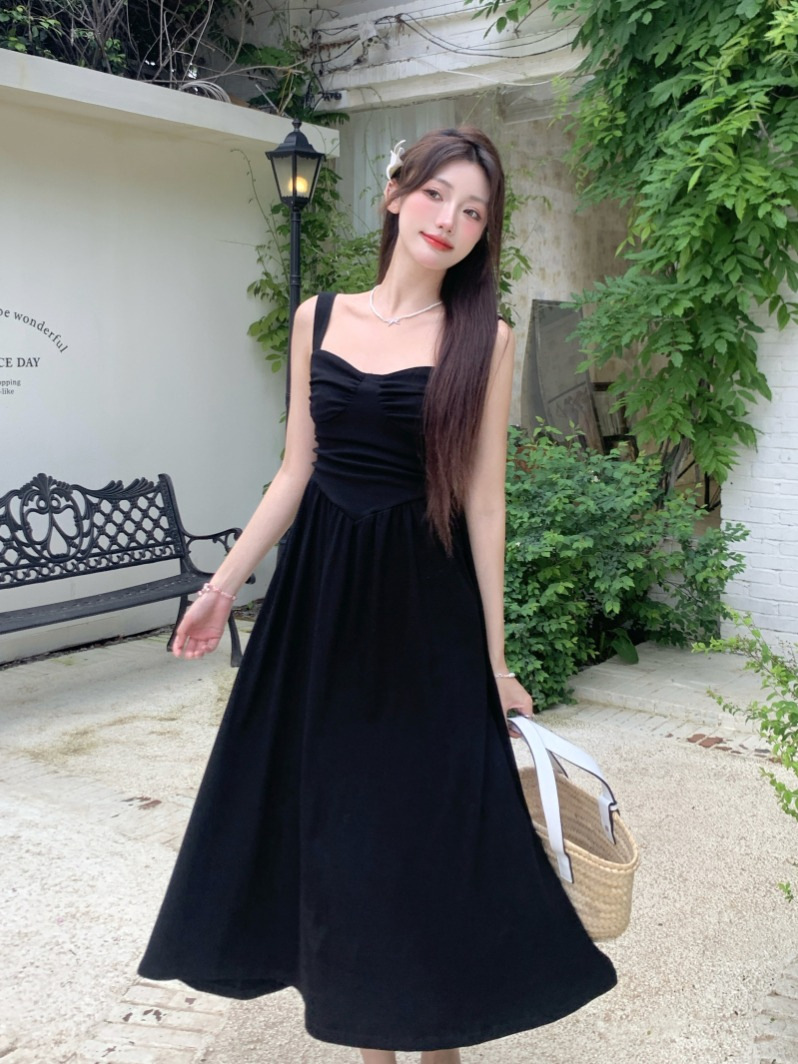 Picture of Women's 2024 Summer Black Sleeveless Sling dress Exquisite Design Niche High-grade Backless Long Dress