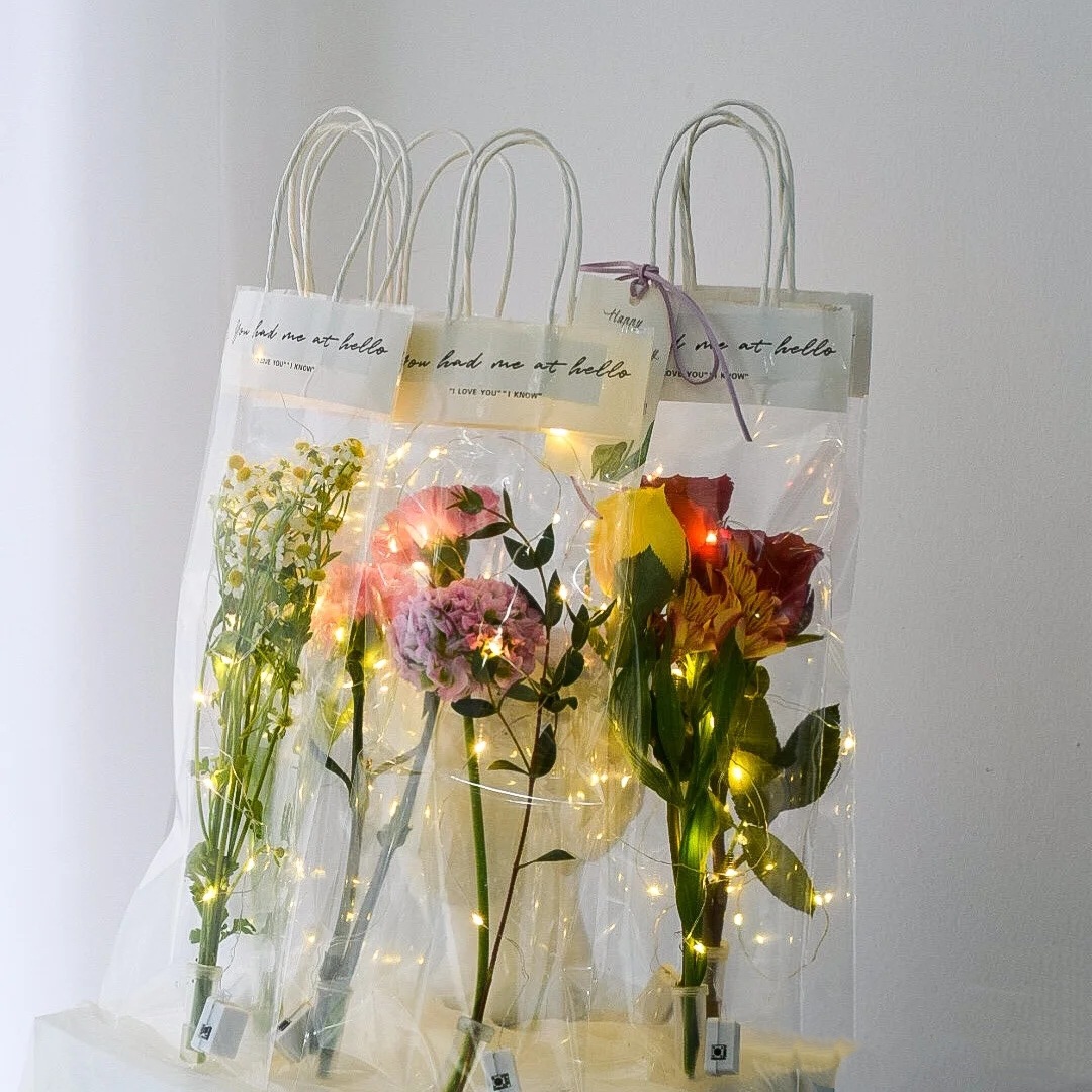 Picture of Flower packaging handbag custom bouquet ins transparent packaging bag gift flower decoration PVC gift bag custom