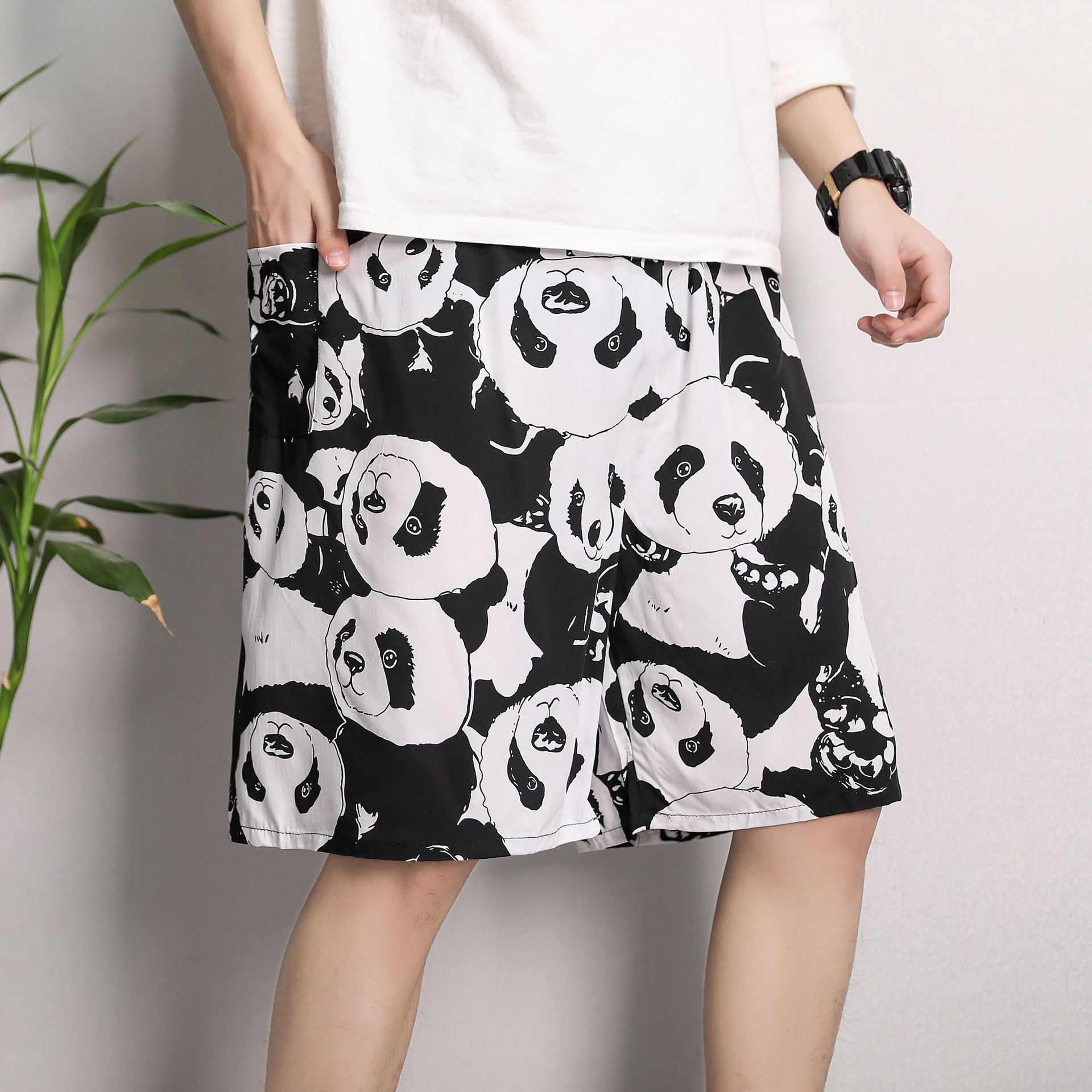 Picture of Cotton Silk Pajama Pants Men's Summer Thin Large Size Loose Shorts Casual Breathable Floral Pants Outer Wear Five-Point Beach Pants