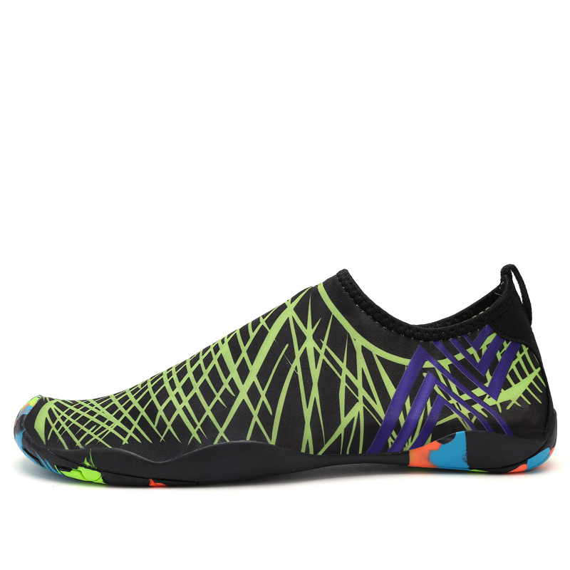Picture of Outdoor beach diving shoes in stock supply couple snorkeling shoes non-slip quick-drying upstream shoes factory wholesale wading shoes