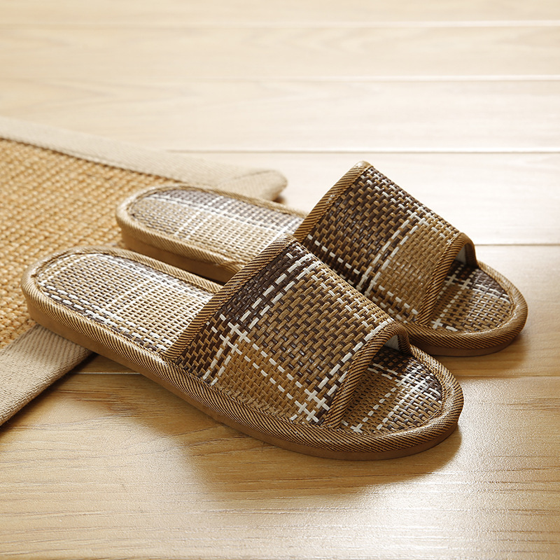 New rattan grass slippers running Jianghu stall slippers women's wooden floor indoor and outdoor bamboo sandals factory wholesale