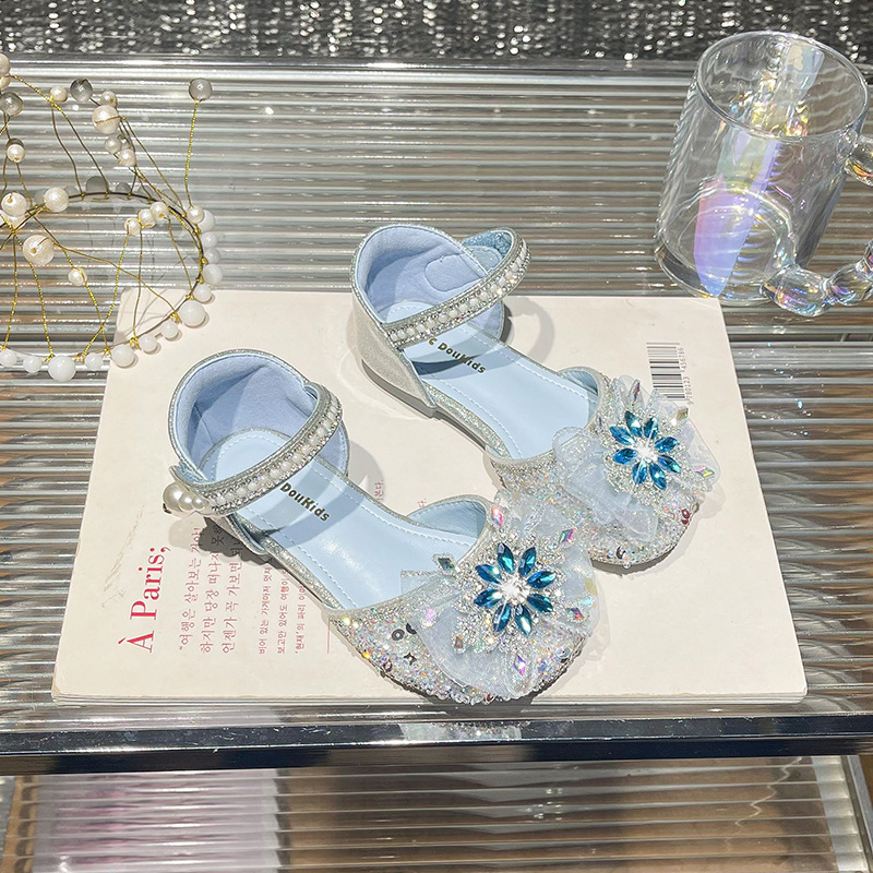 Girls Crystal Sandals 2025 Summer New Children's Sweet Baotou Princess Shoes Little Girls Rhinestone Hollow Sandals