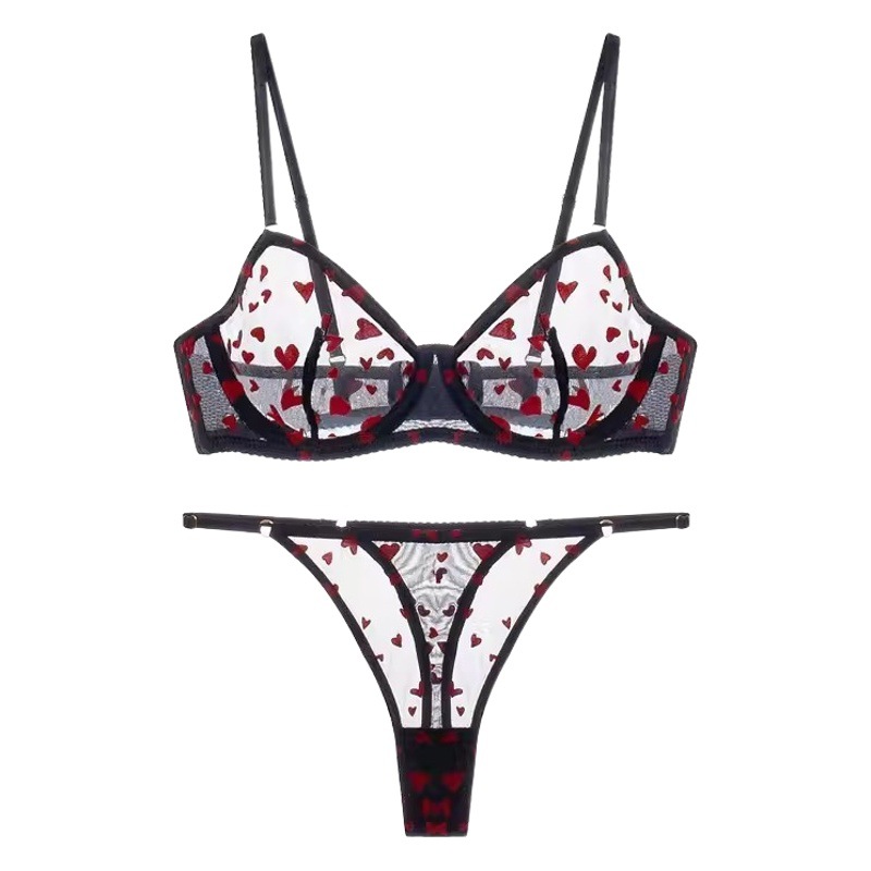 European and American Sexy Lingerie Ultra-Thin Mesh Heart Print Lace Bra Big Breasts Showing Small Large Size Intimates Set