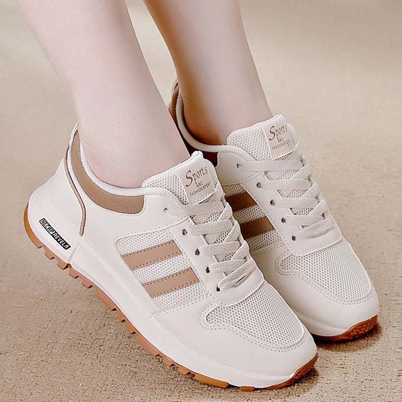 2025 New Women's Shoes Popular Non-Slip Breathable Mesh Sports Shoes Lightweight Versatile Travel Shoes New Casual Shoes