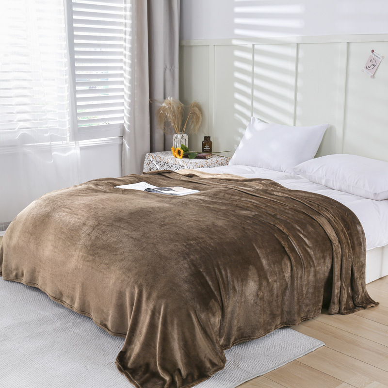 Picture of Small blanket winter coral blanket flannel single double bed sheet thickened female student dormitory quilt nap blanket