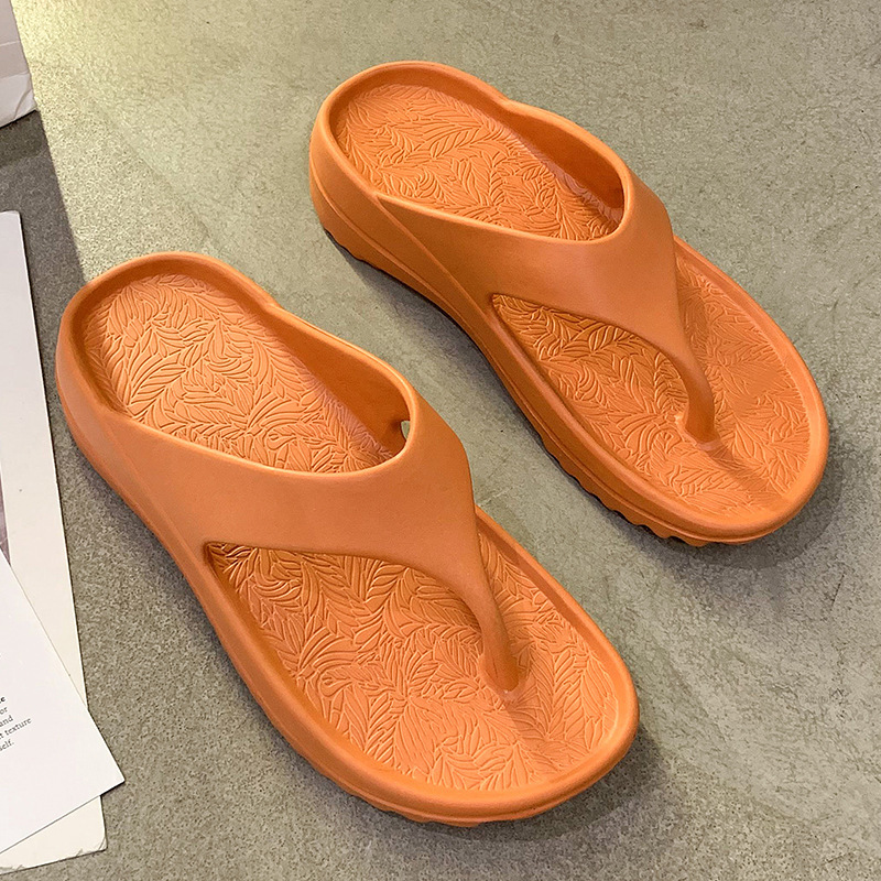 Picture of Flip flops cross-border Outdoor Women's fashionable outdoor soft bottom thickened wedge couple flip-flops beach sandals men