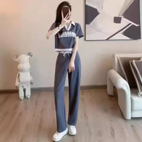 Summer 2024 Internet celebrity New loose age-reducing fashion fried street short-sleeved sweatpants casual two-piece suit Western style suit