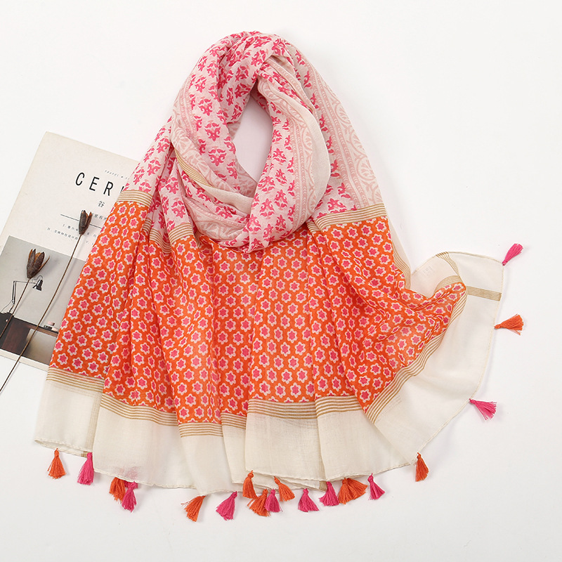 Picture of New Artistic Fresh Cotton and Linen Retro Tassel Scarf Women's Printed Beautiful Silk Scarf Japanese Sunscreen Shawl