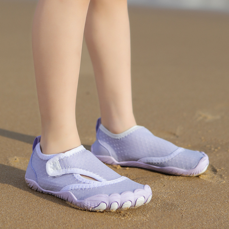 Picture of 24-47 yards outdoor parent-child cut-resistant non-slip soft bottom quick-drying wading shoes sports children's swimming beach tracing shoes
