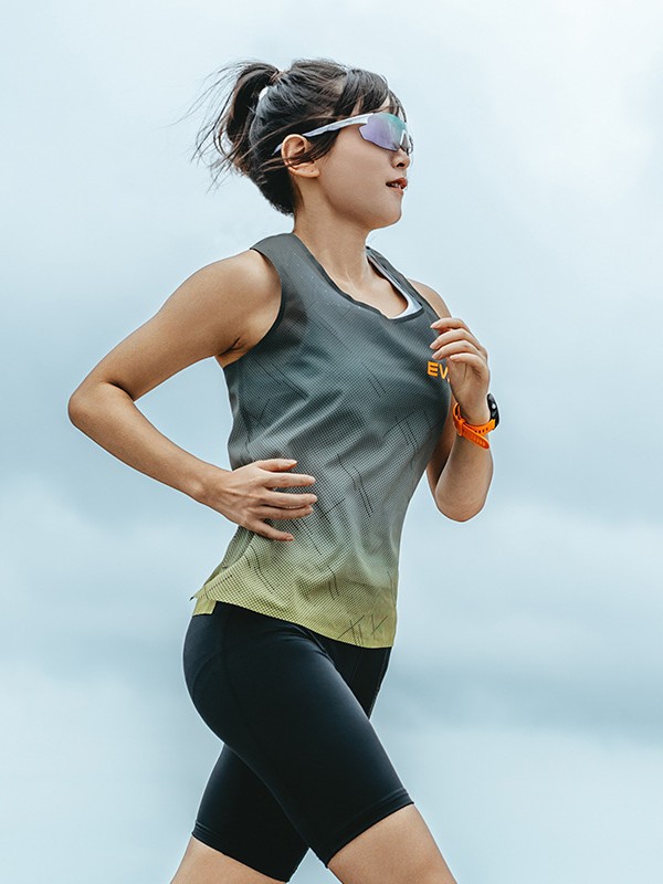Picture of Training Sports Vest Women Seamless Fit Light Mesh Breathable Quick-drying Men's Racing Running Marathon Vest Healthy