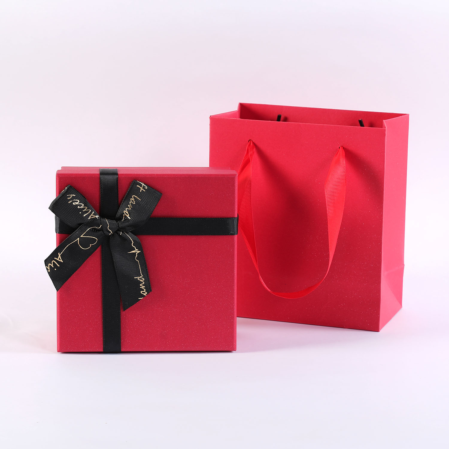 Picture of Hand gift box towel gift box thermos cup gift box heaven and earth cover packaging box wedding companion factory spot wholesale