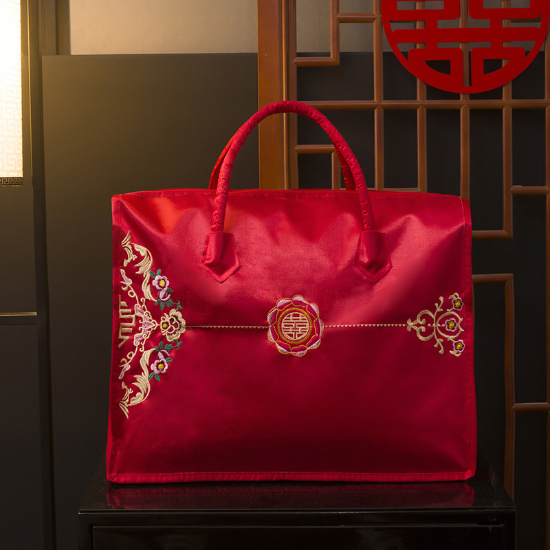 Picture of Embroidered Four-piece Handbag Wedding Packaging Bag Classy Wedding Packaging Storage Bag