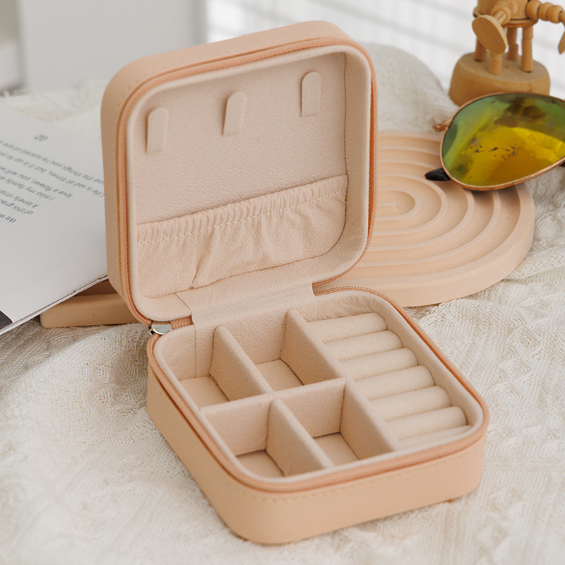 Small Zipper Box, Simple and Portable Jewelry Box, Korean Style Ring, Earrings, Earrings Storage Box, Easy to Carry Small Jewelry Box