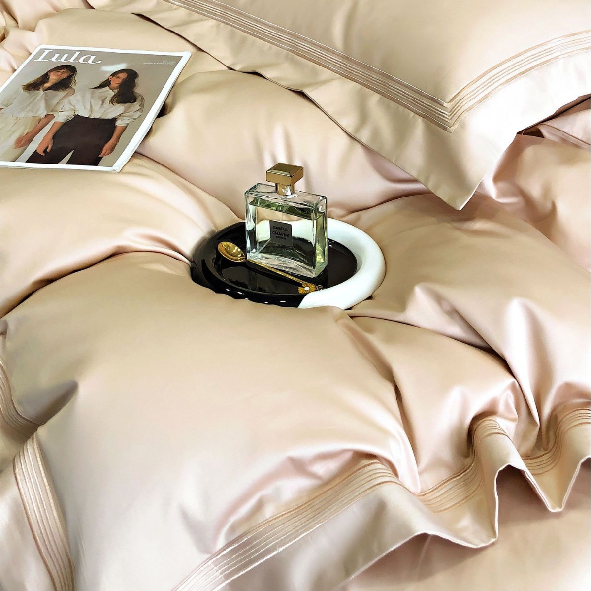 Picture of Class A 140 Xinjiang long staple cotton four-piece cotton bed sheet quilt cover simple embroidery light luxury four seasons