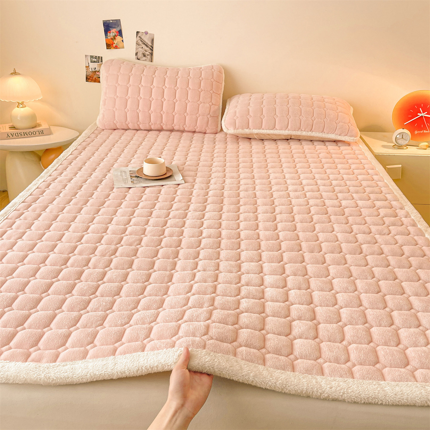 Picture of Class A maternal and child milk velvet mattress autumn and winter foldable washed anti-static home student dormitory bed cushion
