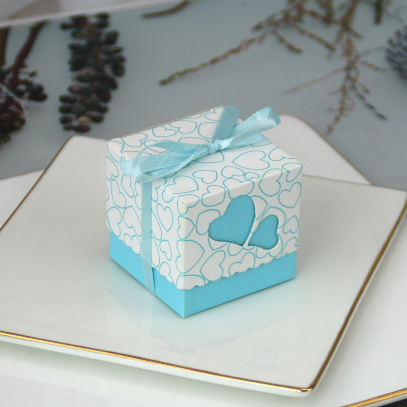 Picture of Cross-border new wedding double heart hollow candy box peach heart candy carton baby one-year-old packaging gift box wholesale
