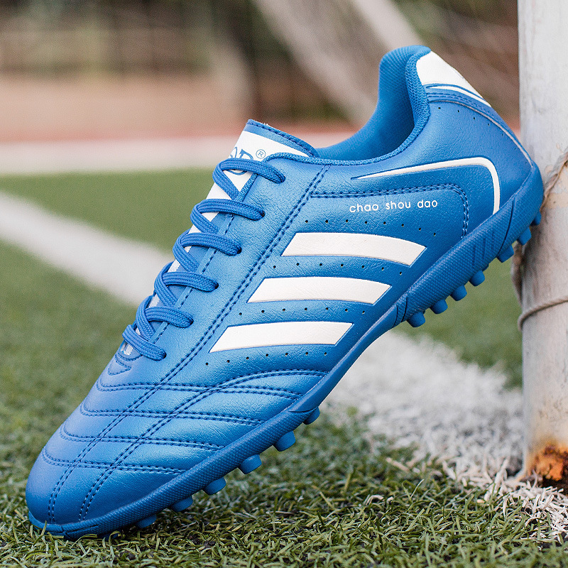New Football Shoes Boys Girls Broken Spikes Artificial Lawn Campus Students Outdoor Sports Competition Training Shoes