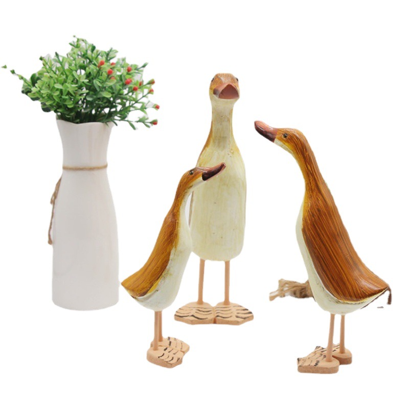 Wooden Nordic Animal Carving Set of Three Ducks, Creative Home Wooden Ornaments, Pastoral Decoration, Business Gift Recommendation