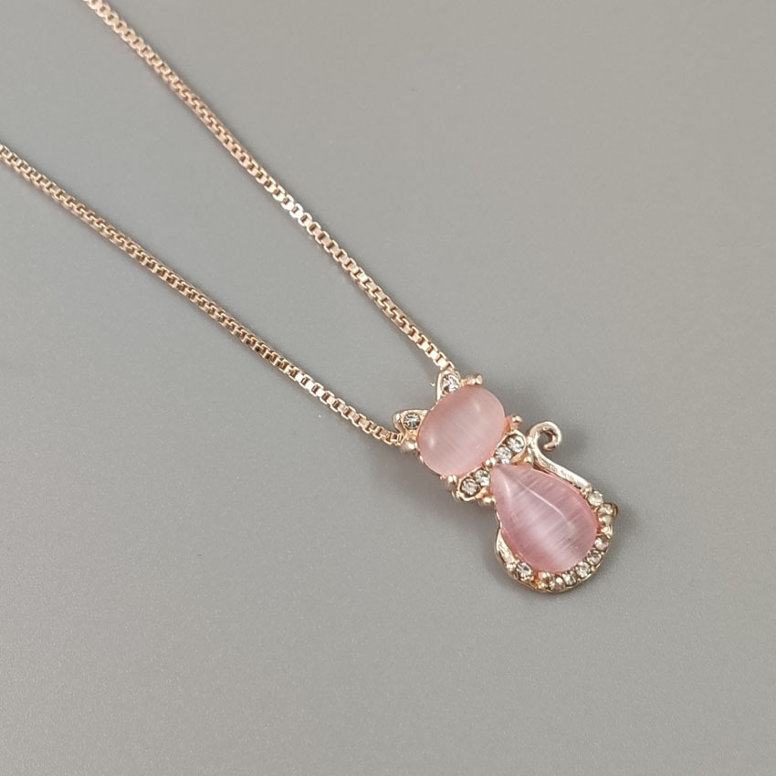 Picture of Korean Style Necklace Rose Gold Plated Natural Hibiscus Stone Pink Crystal Cat Women's Pendant Collarbone Chain Jewelry Pendant