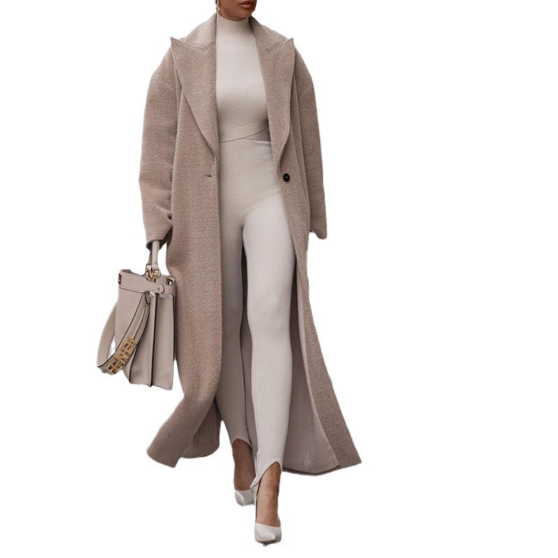 Picture of Cross-Border European and American Autumn and Winter Foreign Trade Fashionable Direct Sales Warm Jacket Long-Sleeved Lapel Women's Plush Top Women's Outwear