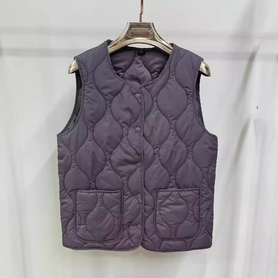 Picture of Women's Vest, Warm Inner Layer, Textured Solid Color, Plus-Size down Cotton, Middle-Aged Mom, Lightweight and Warm