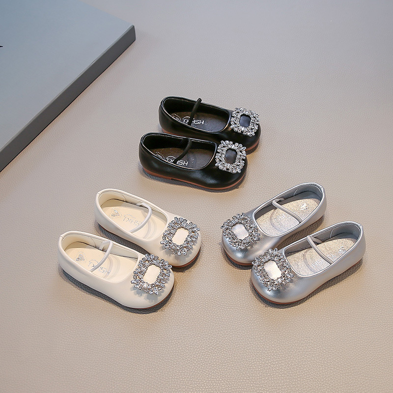 Girls' Leather Princess Shoes, New Spring and Autumn Style, Soft-Soled Shallow Slip-On Loafers for Little Girls