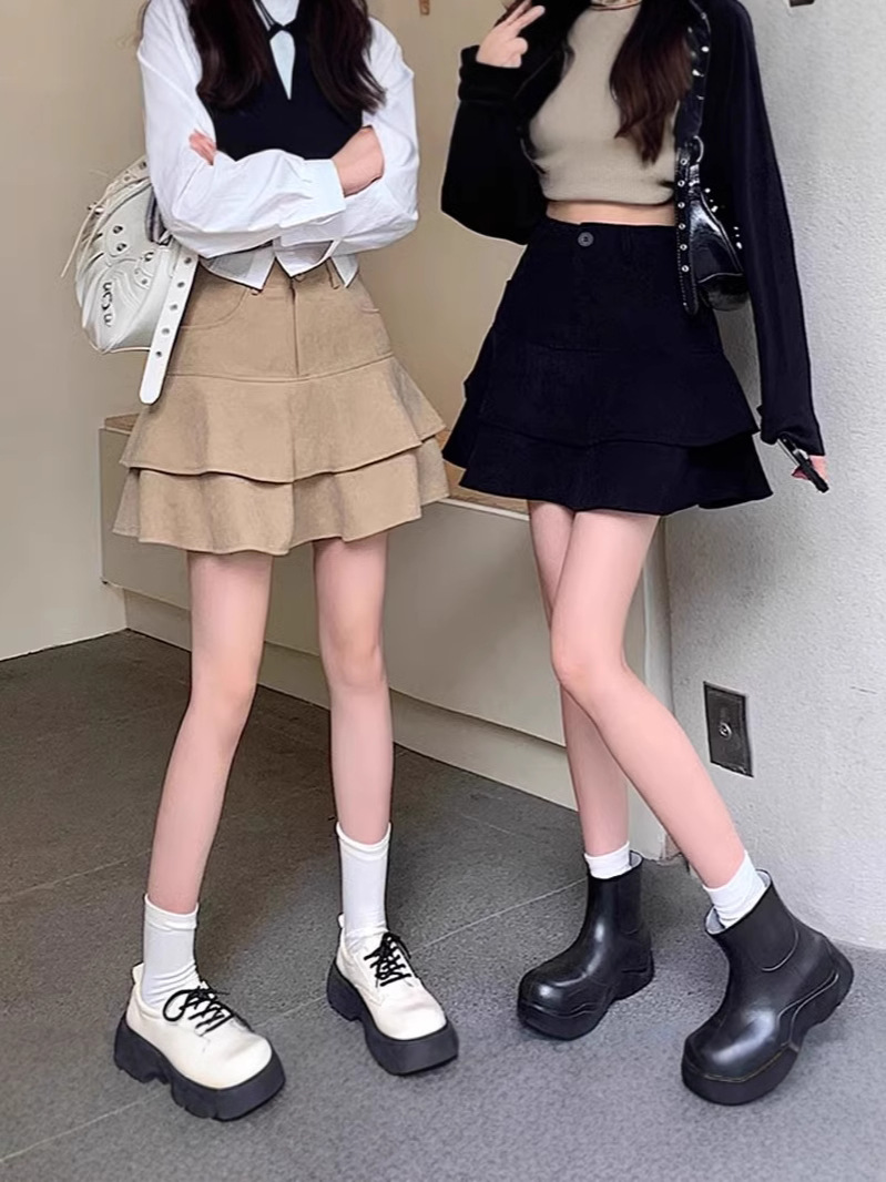 Vintage Corduroy Pleated Skirt Women's 2024 New Autumn and Winter High Waist Hot Girl Hip Skirt Short A- Line Half Skirt