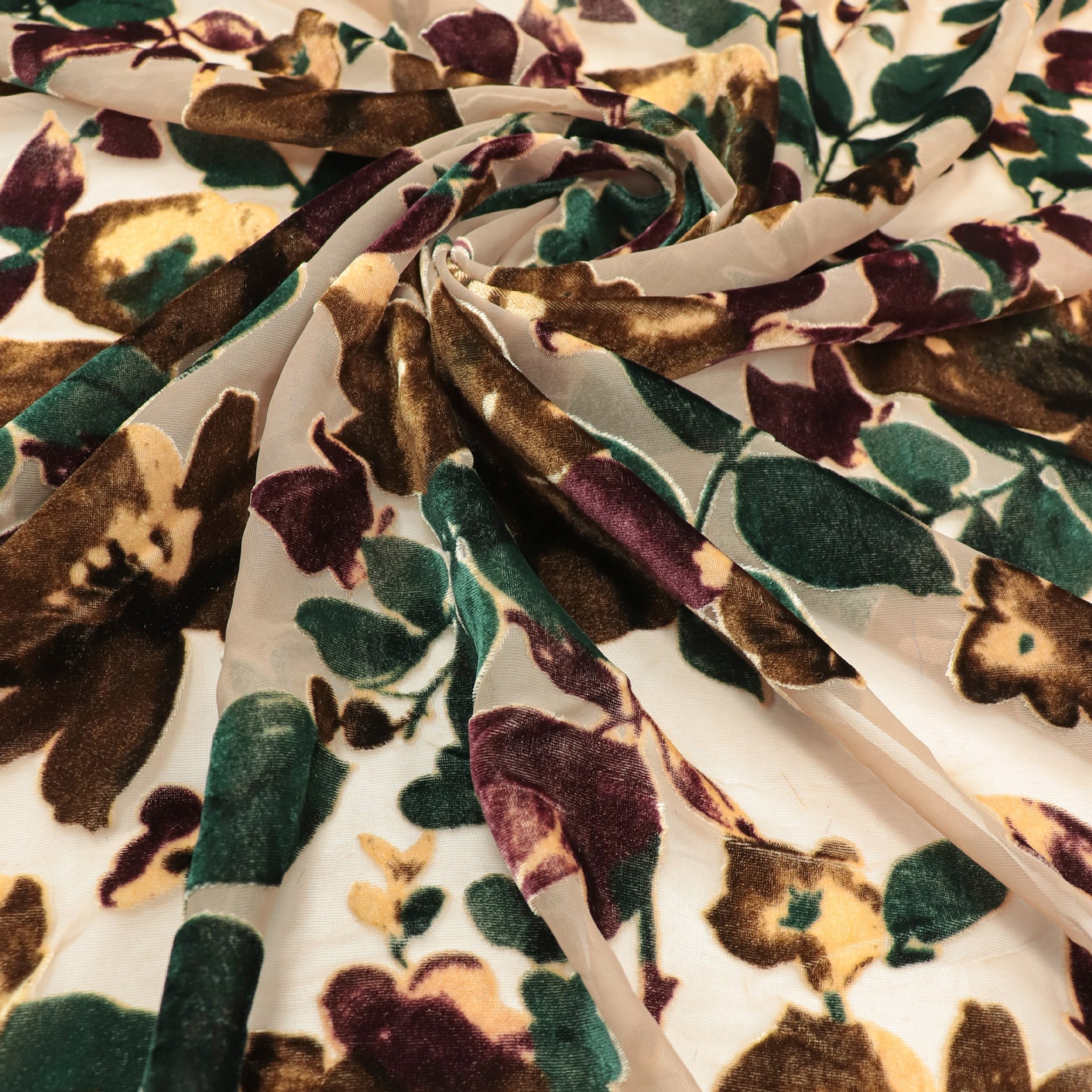 Picture of Factory Wholesale Woven Velvet Brocade Viscose Printed Burnt Flower Velvet Fabric Nightgown Dress Cheongsam
