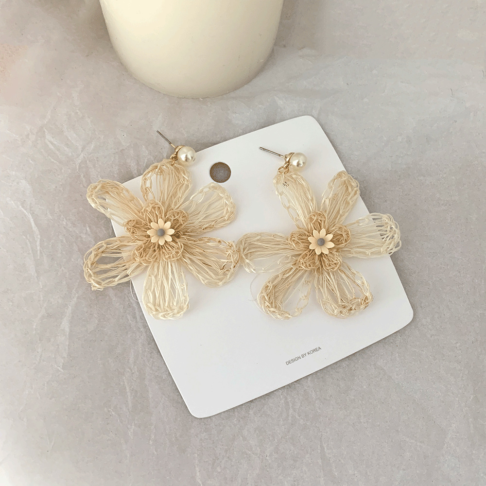Handmade Rattan Flower Earrings Women's Elegant Vintage Mori Earrings Sweet Earrings Korean Internet Celebrity Earrings Super Fairy