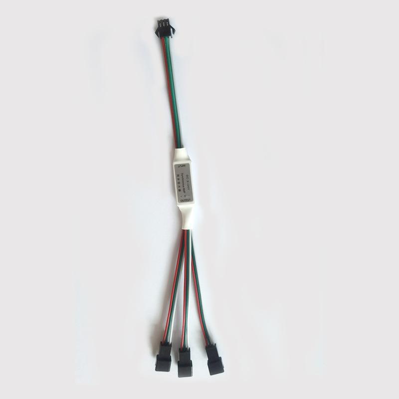 Picture of SP901E Phantom Lights with SPI Amplifier Multi-Channel Flow Back-flow Racing Synchronous Full-color Signal Expansion Sub-control