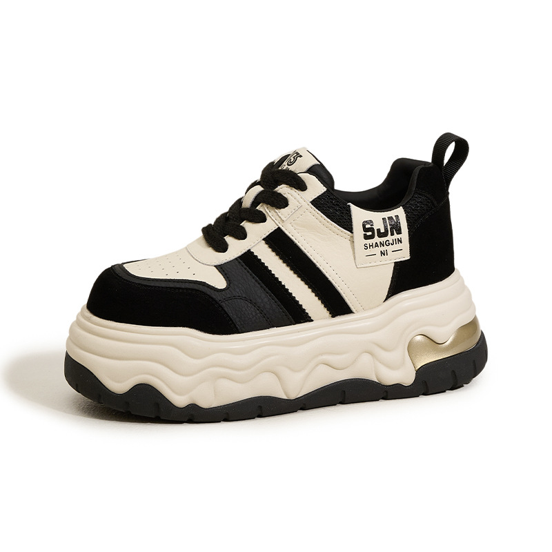 Picture of Thick sole inner increase moral training shoes women's 2025 dissolve shoes autumn and winter new white shoes fashionable and versatile casual board shoes