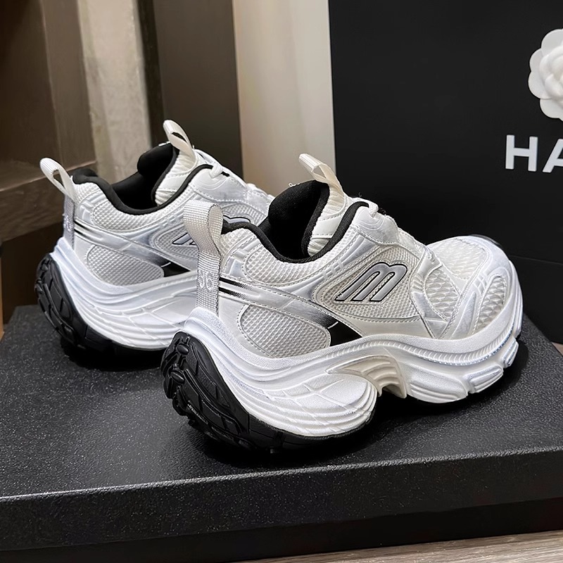 Zhao Rusi Same Torre Shoes Women's 2024 Autumn and Winter Explosions Super Fire All-match Thick Sole Height Increasing Sports Leisure Shoes