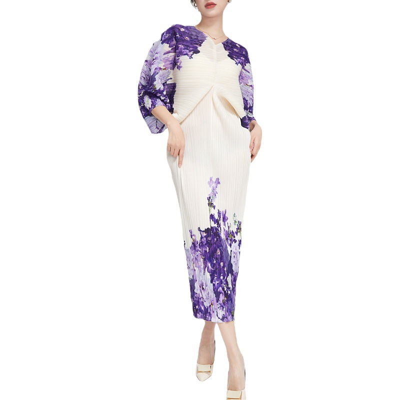 High-Quality Women's Miyake Fashion Dress Women's Spring and Summer New Printed Bat-Sleeve Belly-Covering Slimming Look Elegant Long Skirt