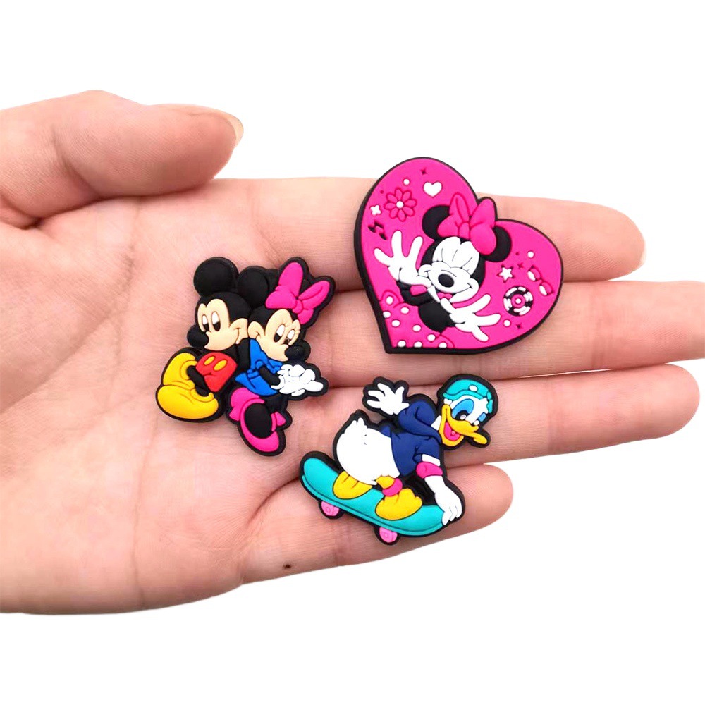 suit Mickey Minnie series hole shoes shoes flower shoe buckle croc garden shoes decorative buckle diy soft rubber accessories