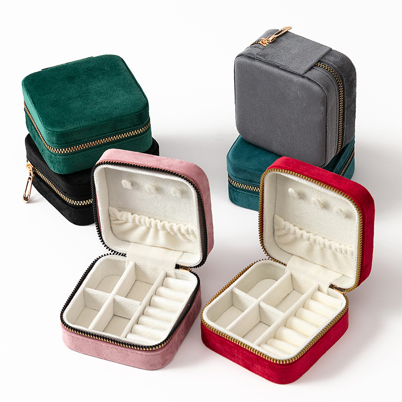 Creative Portable Ornament Storage Box Ring Stud Earrings Necklace Velvet Jewelry Box Travel Mini Jewelry Zipper Bag